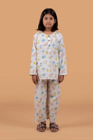 White Farm Print Night suit for Girls