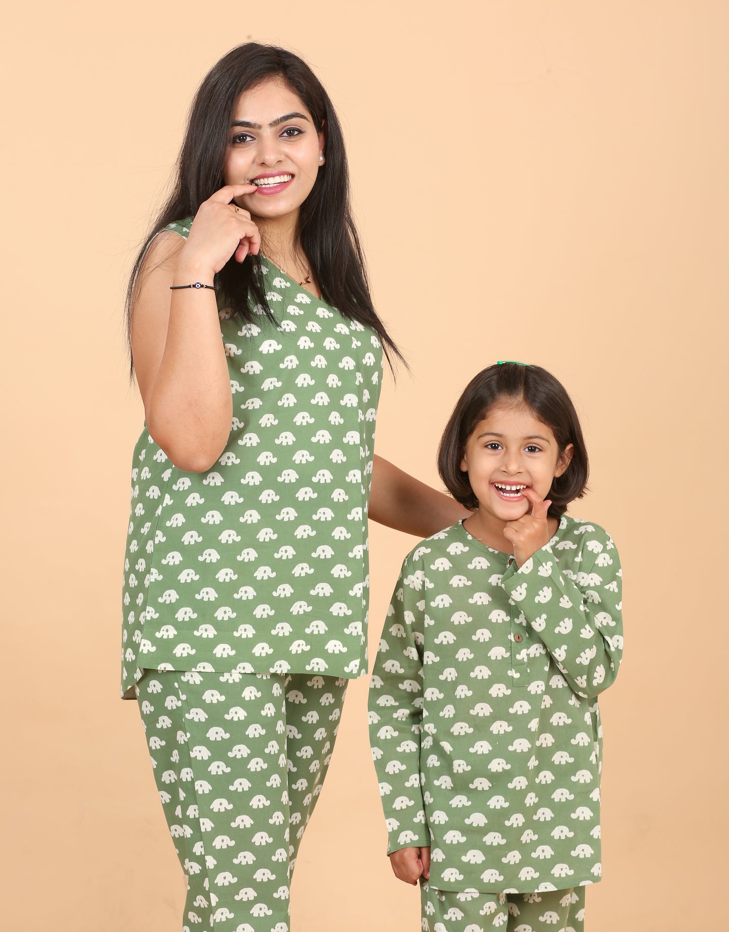 Green Elephant Twinning Set