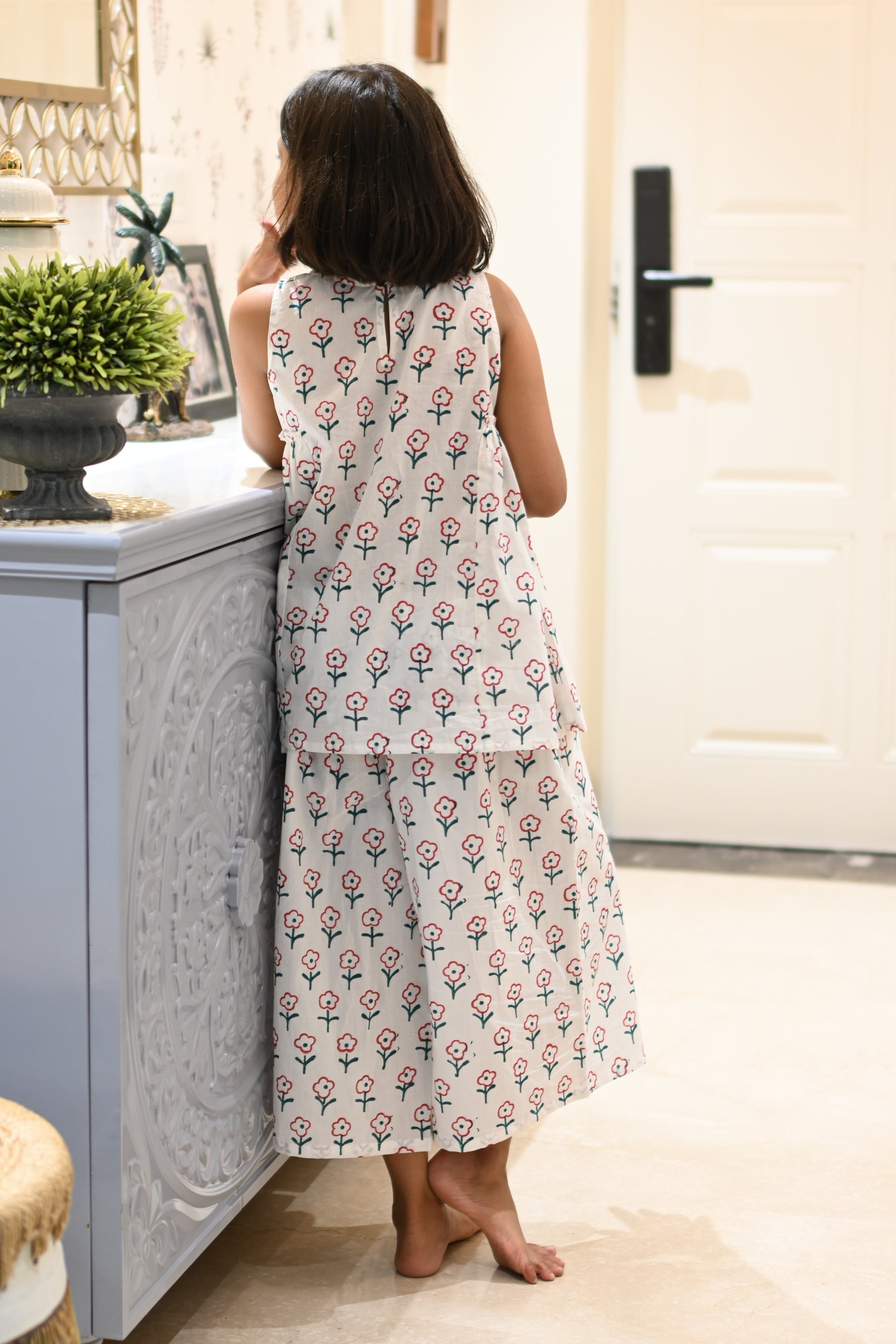 Red and green flower print pure cotton culottes set for girls, back view – Chheent Jaipur
