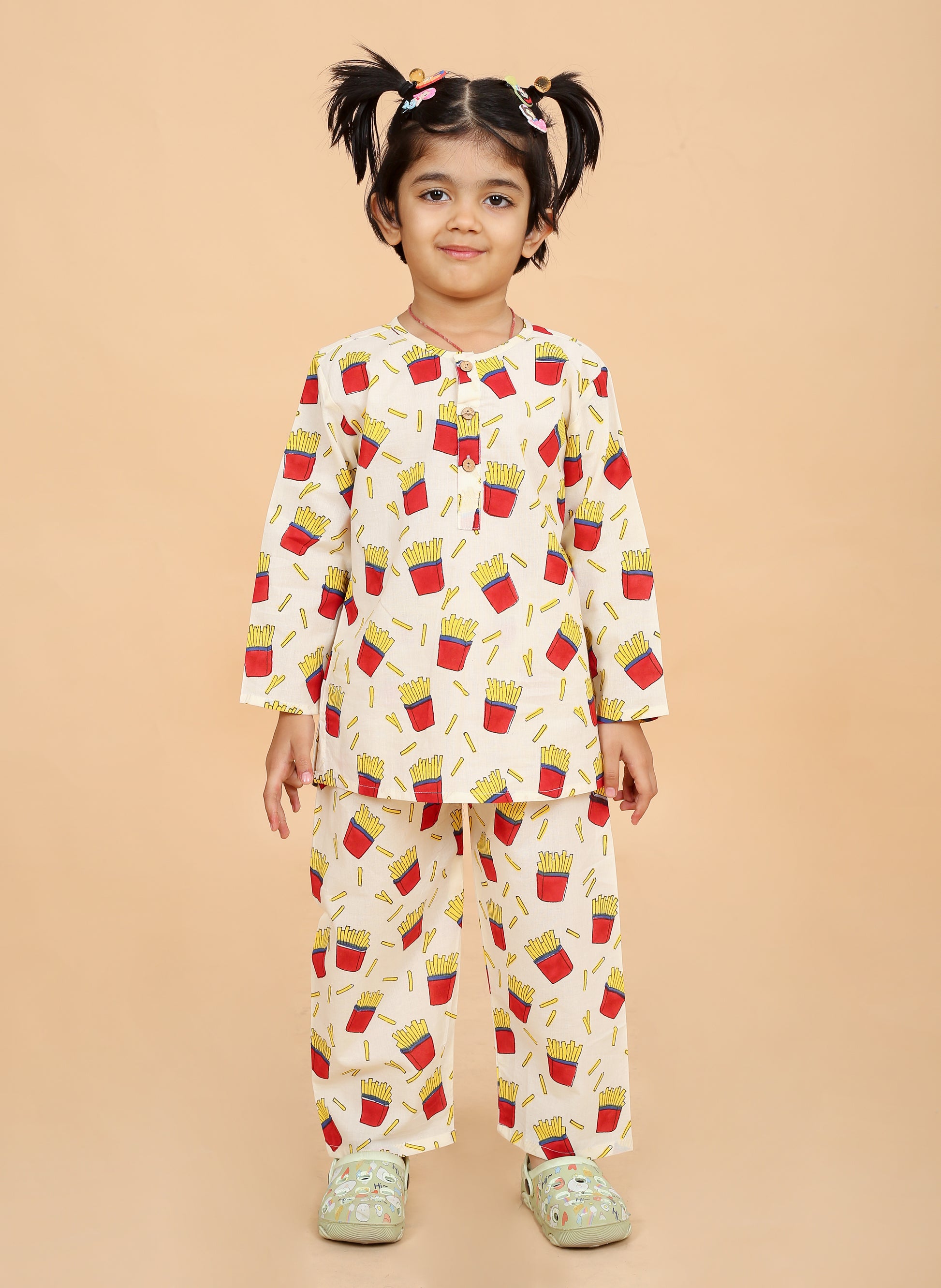 french fry printed pure cotton pajama set for girls